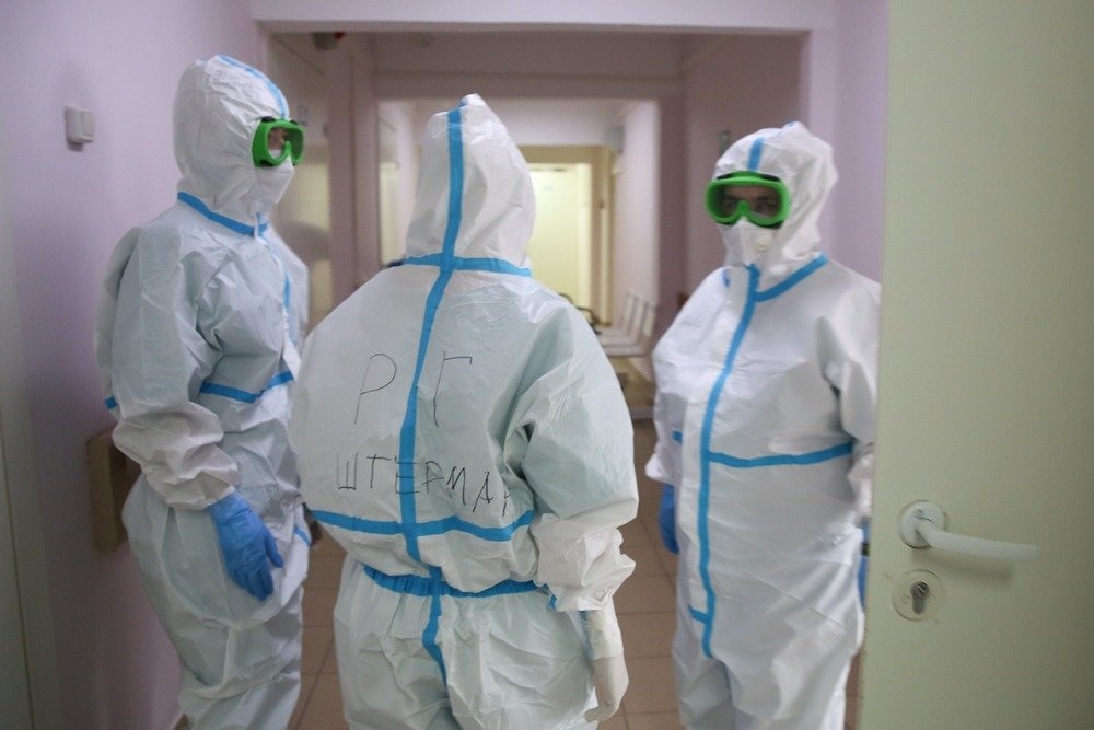 COVID-19 в Украине: количество новых случаев за сутки резко снизилось