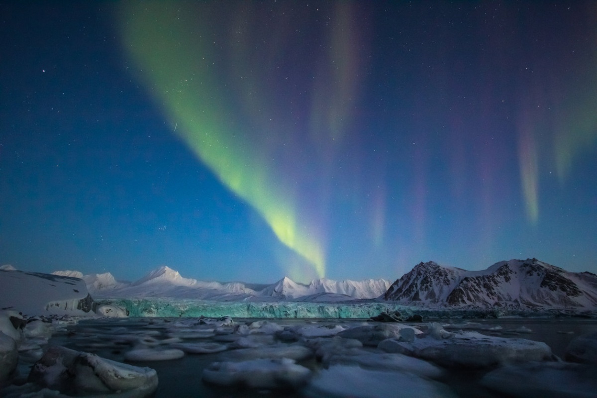 Ученые зафиксировали рекордно быстрое потепление на Северном полюсе