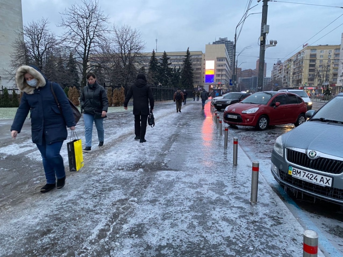 Жертвами ледяной стихии в Киеве стали более 160 человек