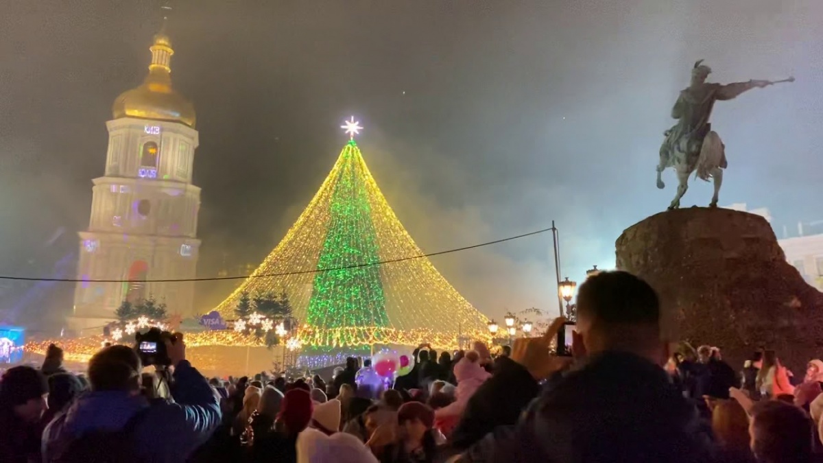 В Киеве главную елку не будут закрывать для посещения - Рубан