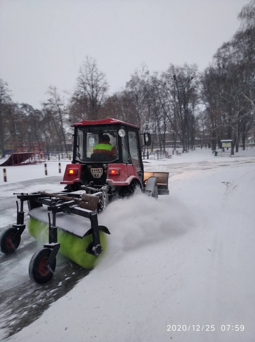 Мощный снегопад накрыл Харьков в пятницу