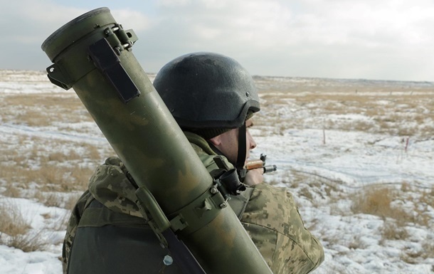 За минувшие сутки сепаратисты на Донбассе семь раз открывали огонь