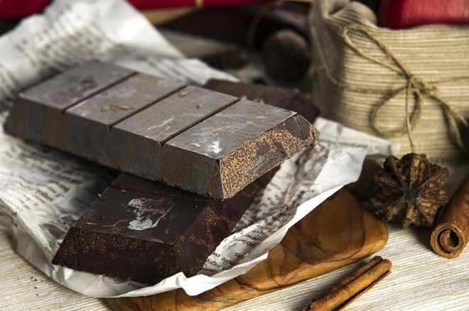 Можно ли употреблять шоколад с белым налетом