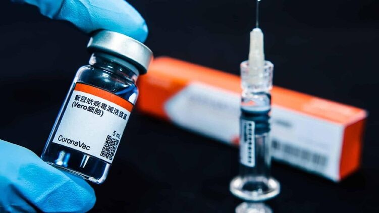 Степанов назвал официальные сроки появления китайской вакцины CoronaVac в Украине