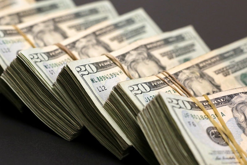 Нацбанк спрогнозировал новый курс доллара