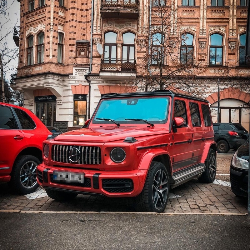 В Киеве заметили редкий Mercedes