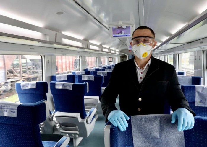 В поезде "Интерсити" разгорелся скандал из-за масок