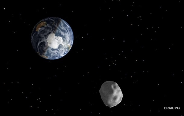 Потенциально опасный астероид пересечет земную орбиту