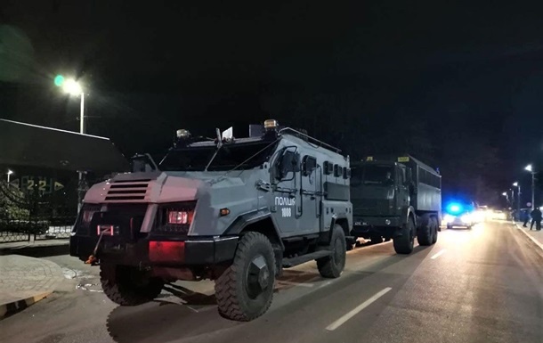 В Ровенской области полиция и Нацгвардия начали спецоперацию против копателей янтаря