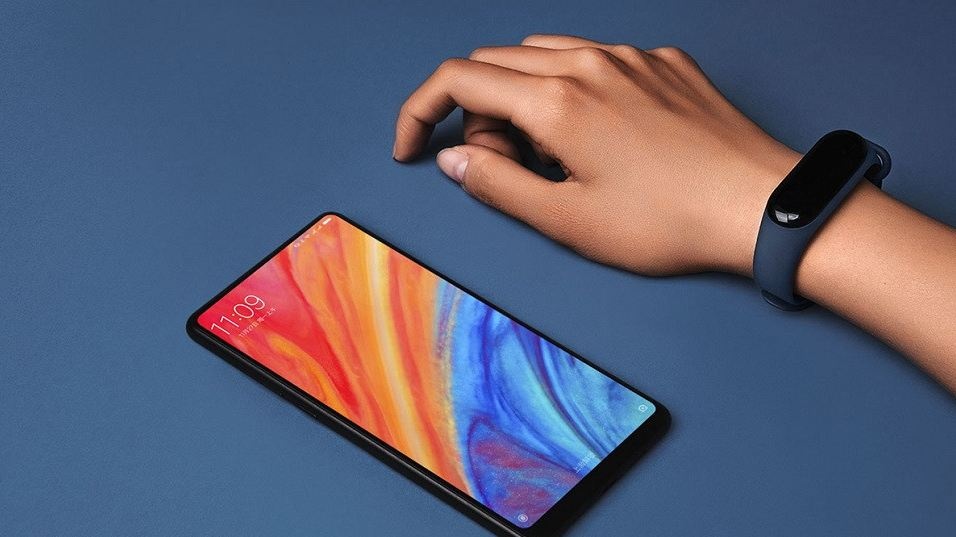 Xiaomi под санкциями CША: чего теперь ждать владельцам телефонов и фитнес-браслетов