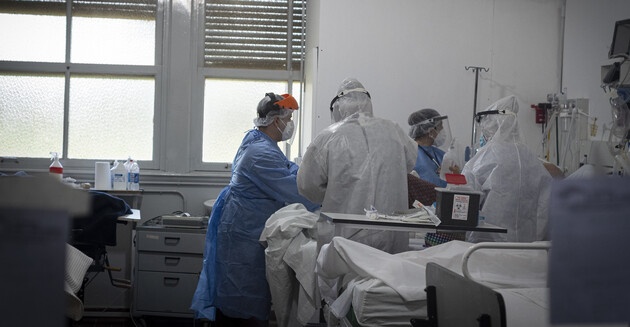 В Украине зафиксировали почти 4000 новых случаев COVID-19