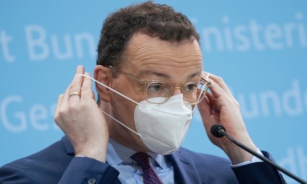 Власти Германии собираются заставить всех пользоваться респираторами вместо простых масок