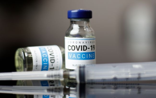 Украина просит у Всемирного банка 2,5 млрд на закупку вакцин от COVID-19