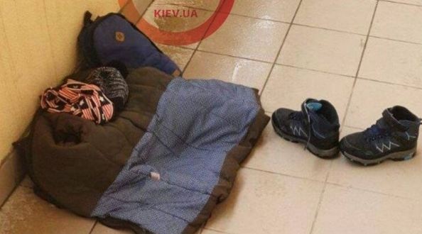 Школьник оставил на балконе одежду и рюкзак и прыгнул с 15 этажа: подробности трагедии под Киевом