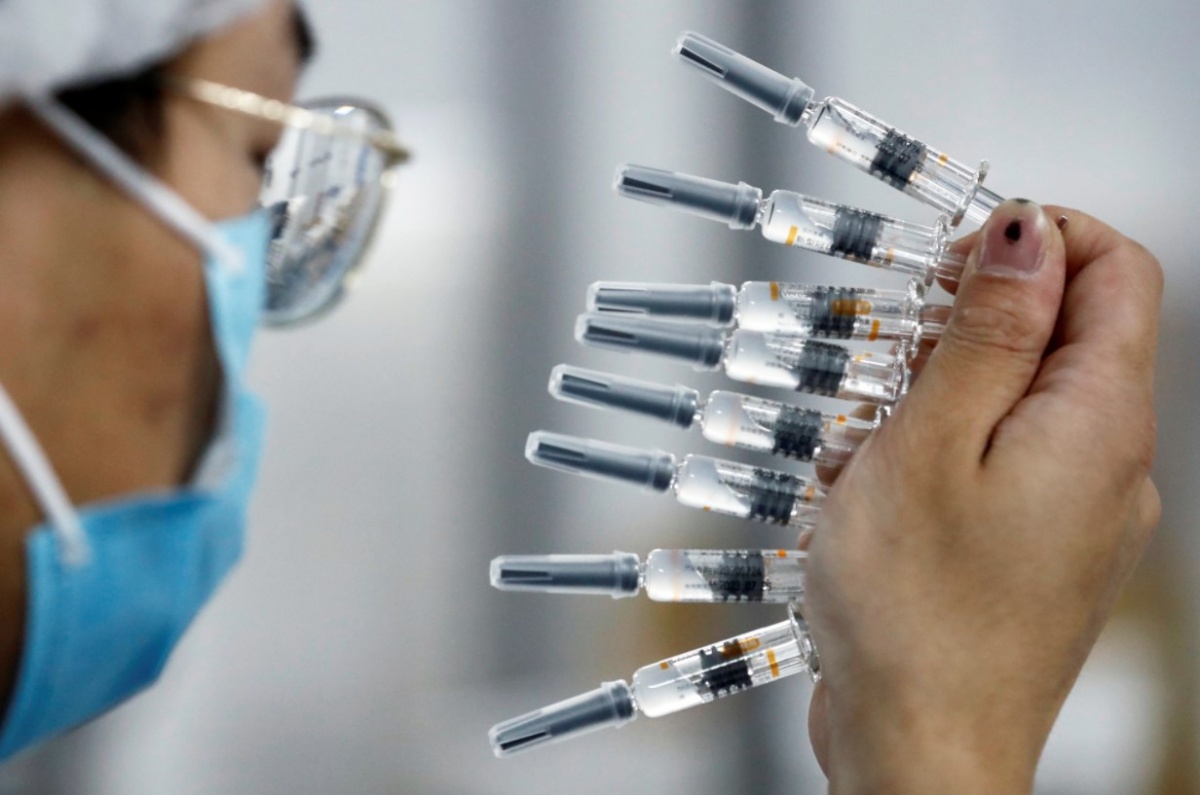 В Минздраве объяснили, в каком случае откажутся от китайской вакцины