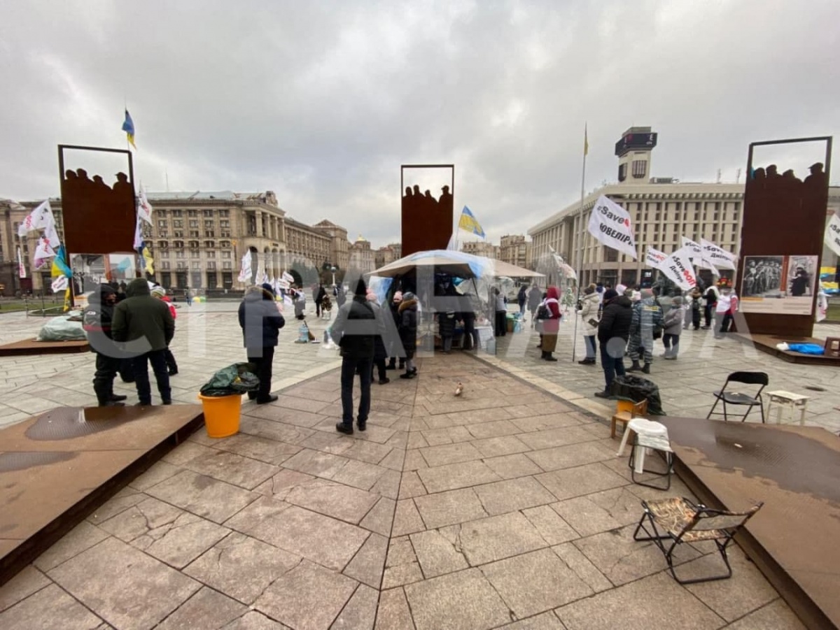 ФОПы продолжают протестовать на Майдане