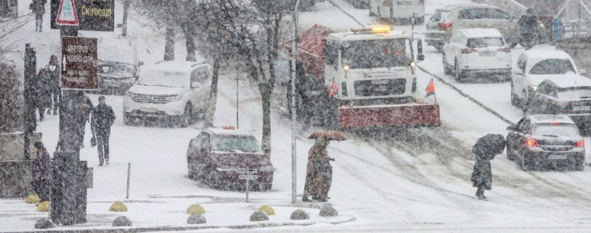 Кличко предупредил горожан, что снег в Киеве будет идти несколько дней