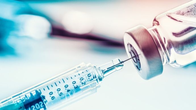 Вакцинацию против COVID-19 могут отсрочить, но не для всех