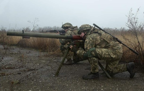 На Донбассе сепаратисты три раза нарушили режим прекращения огня