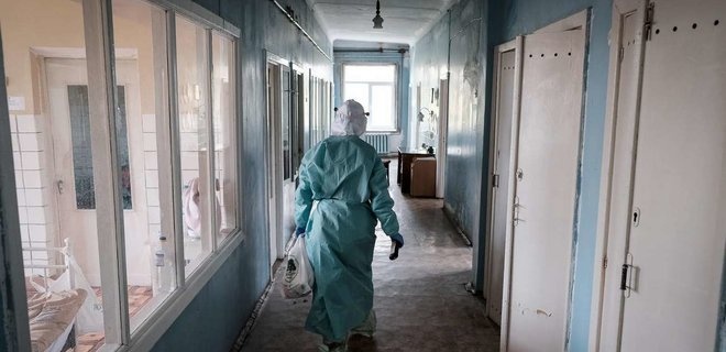 В Киеве за сутки выявили более 300 новых больных COVID-19