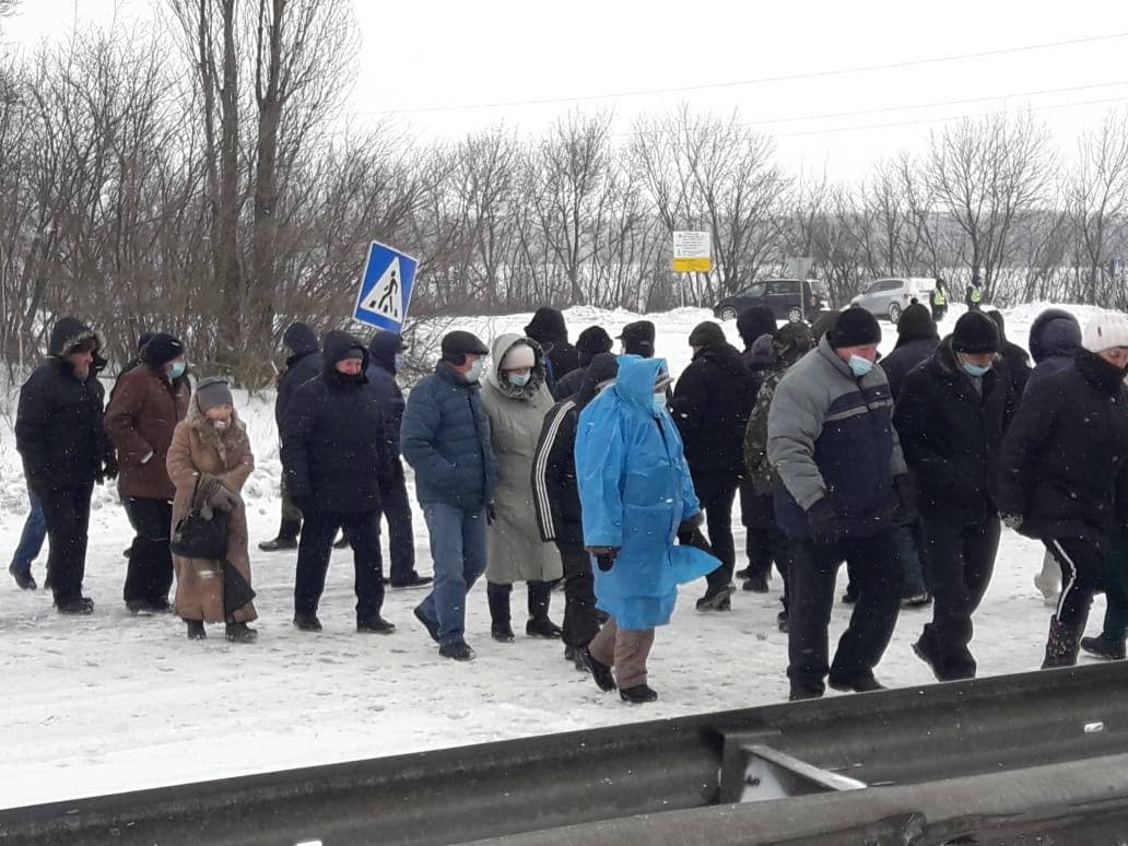 В Лубнах протестующие перекрыли трассу Киев-Харьков