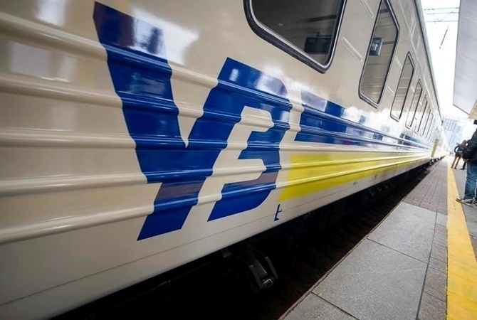 Из поезда "Киев-Харьков" вытолкали пассажира, который заявил о повышенной радиации