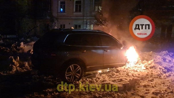 В Киеве подожгли авто журналиста