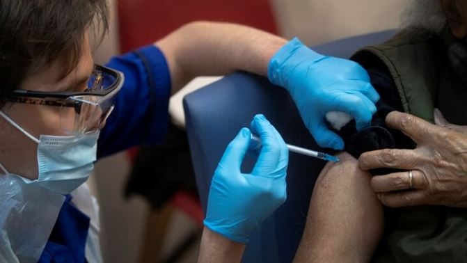 Само пройдет: украинцы не хотят вакцинироваться