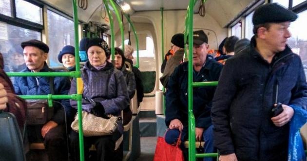 Взлетели цены на проезд в маршрутках из пригорода в Киев