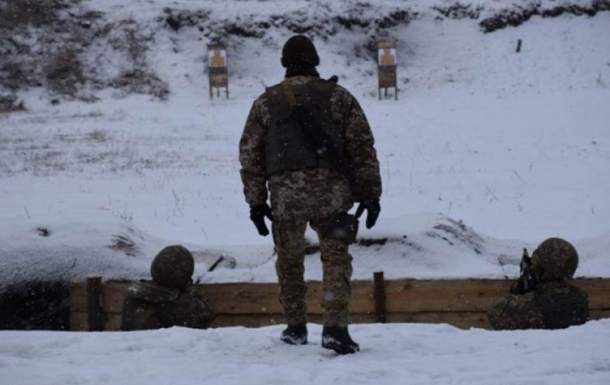 На Донбассе тела двоих военных были обнаружены в сгоревшем блиндаже
