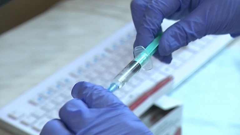 В Украине за день сделали 159 прививок против COVID-19