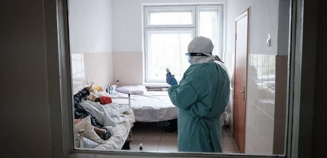 В Киеве за сутки зарегистрировано более 600 новых случаев коронавируса