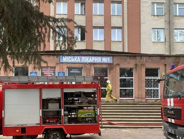 В ковидной больнице Черновцов произошел взрыв