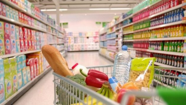 Нельзя ни есть, ни покупать: список опасных продуктов в магазине