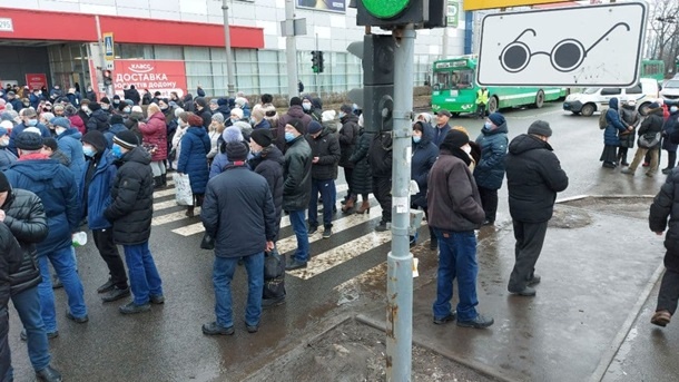 В Харькове протестующие перекрыли Московский проспект