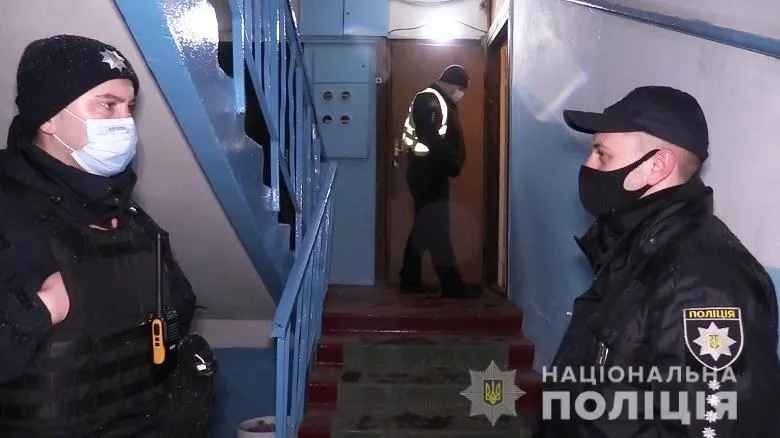 В Киеве 49-летняя женщина ударила ножом своего зятя