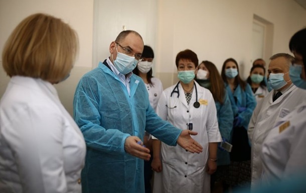 Степанов пообещал врачам не менее 23 тысяч гривен зарплаты
