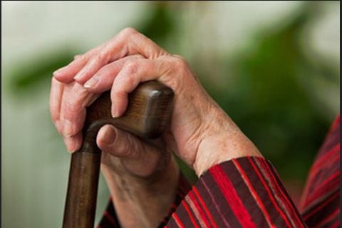Пенсия с 2021 года: как повышают пенсионный возраст и страховой стаж