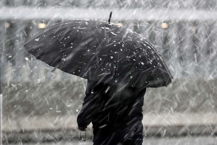 Снег и местами дождь: прогноз погоды на 8 марта