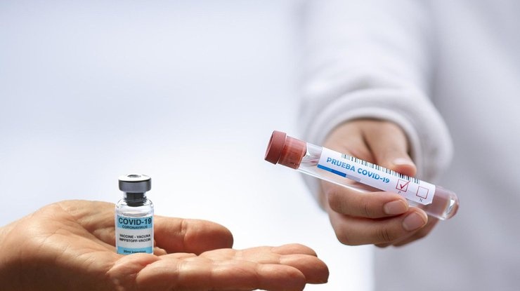 Вакцина Pfizer и бесплодие: Минздрав ответил на фейк