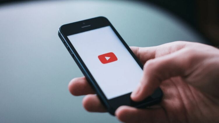 Минус 24% дохода: YouTube начнет взимать налоги с блогеров