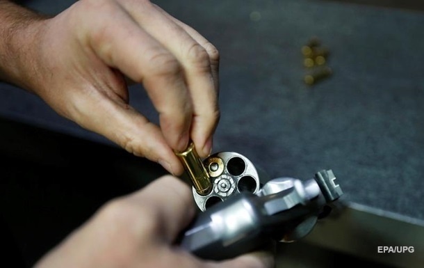 В Украине возобновят процесс выдачи оружия