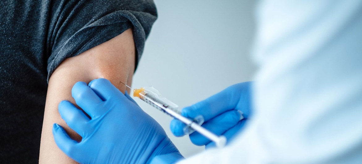 В Норвегии зарегистрировали два новых летальных случаях после COVID-прививки