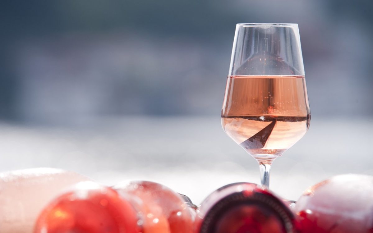 Як правильно вибрати рожеве вино | VINTAGE