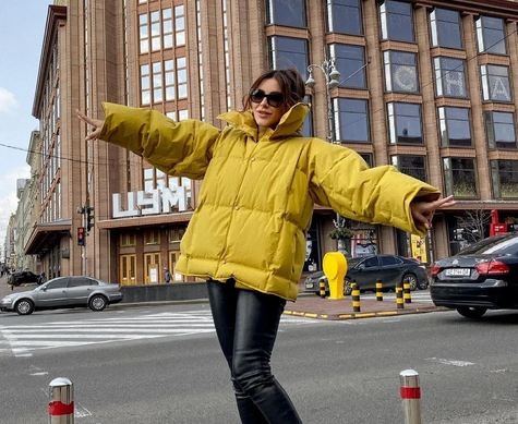 Ани Лорак вернулась в Украину, чтоб попасть на радио и Крещатик