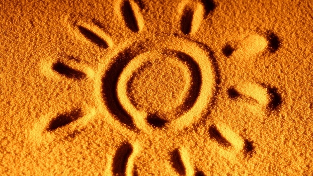 Астрологи обещают шести знакам Зодиака большое счастье летом 2021