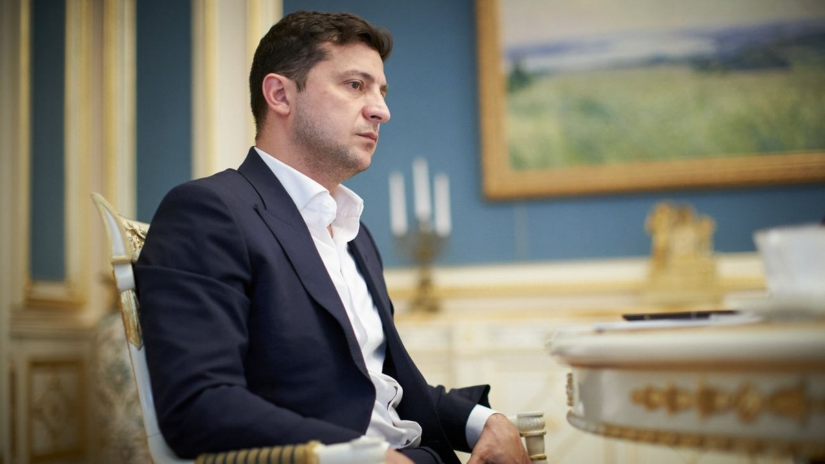 Зеленский предложил перенести министерства из Киева в регионы