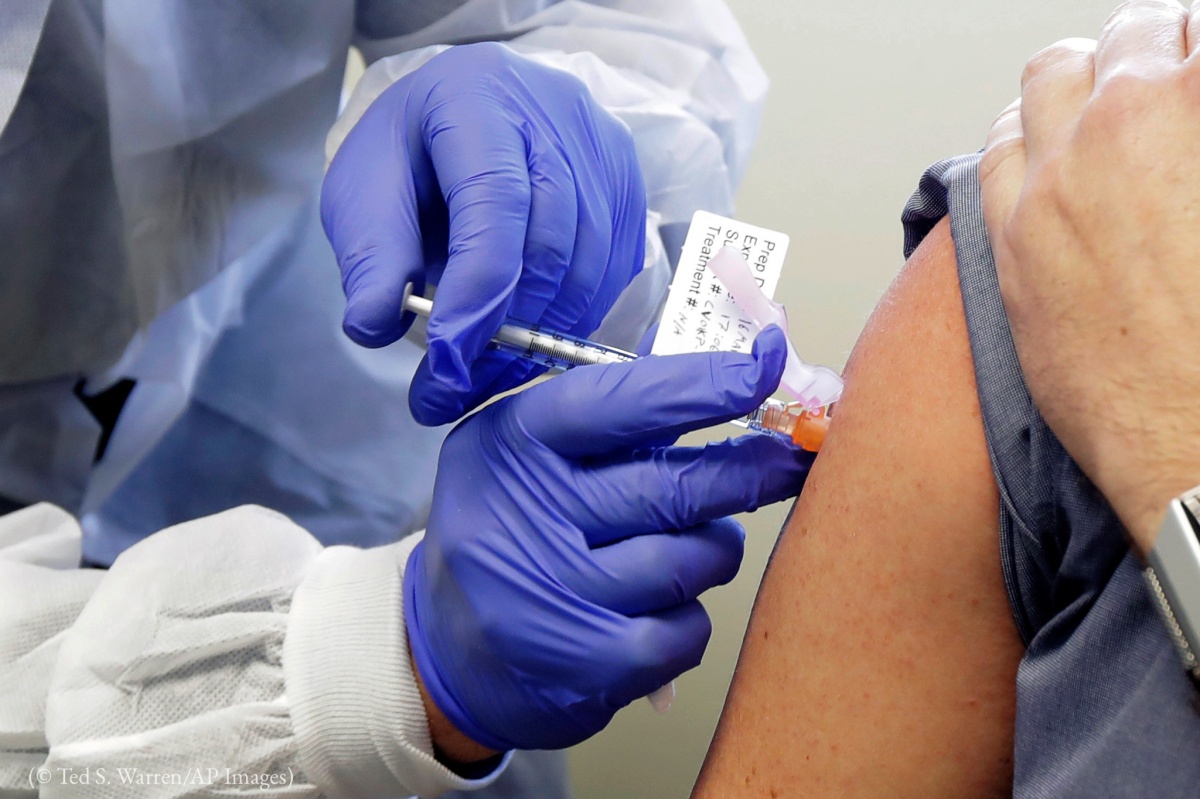 Вакцина Astrazeneca: кому нельзя делать прививку