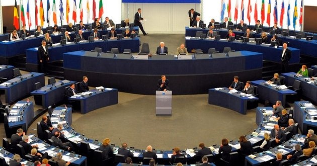 Европарламент потребовал от России прекратить запугивать Украину