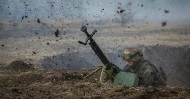 Обострение на Донбассе: боевики 10 раз обстреляли позиции ООС, есть погибший